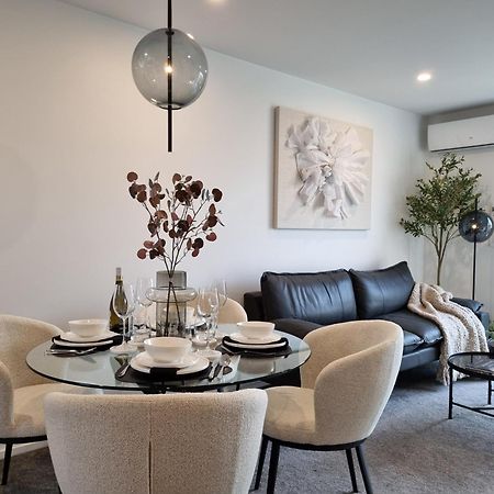 Cloud Nine Elegant Escape Awaits Apartamento Christchurch Exterior foto