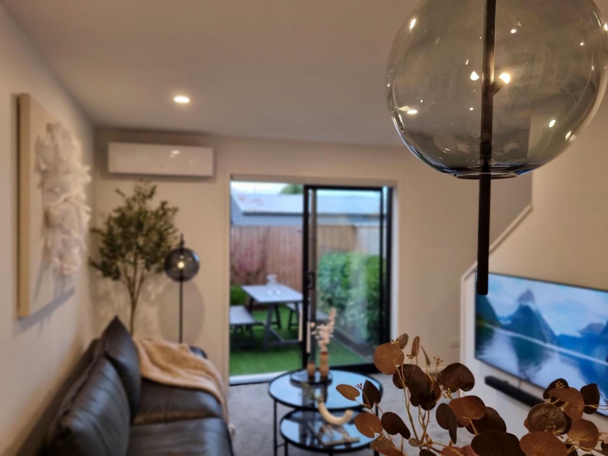 Cloud Nine Elegant Escape Awaits Apartamento Christchurch Exterior foto